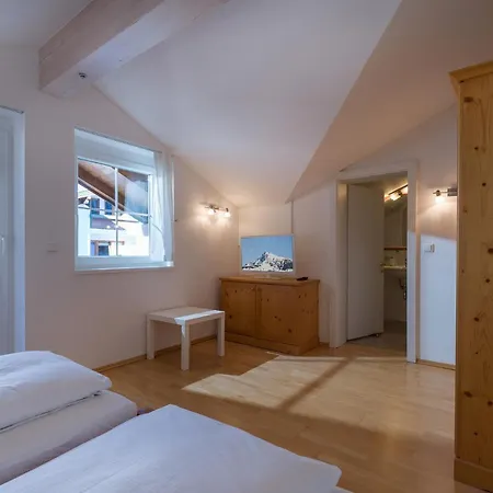 Ski-in, Ski-out By Managers Apartamento *