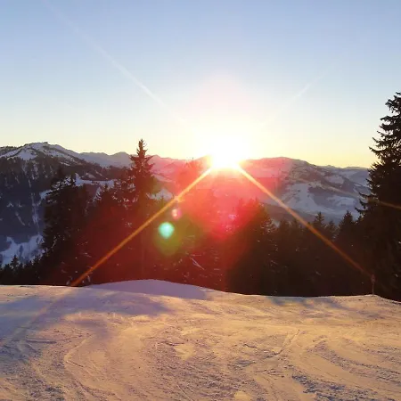 Ski-in, Ski-out By Managers * كيرشبرغ ان تيرول